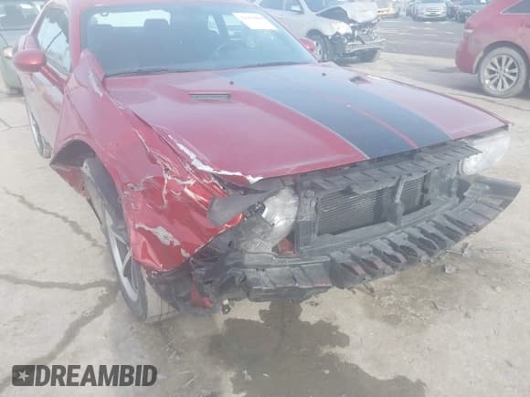 ✅ 2010 Dodge Challenger SE • VIN: 2B3CJ4DV3AH322783 • Lot: 41452099. Wystawiony na IAAI z przebiegiem 132 508 mil. Bezpłatny archiwum sprzedaży aukcyjnych z USA i szczegółowy raport historii pojazdu na DreamBid. Zdjęcie 6.