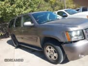 ✅ 2013 Chevrolet Tahoe LT • VIN: 1GNSCBE03DR337582 • Lot: 43650392. Wystawiony na IAAI z przebiegiem Nie podano. Bezpłatny archiwum sprzedaży aukcyjnych z USA i szczegółowy raport historii pojazdu na DreamBid. Zdjęcie 12.