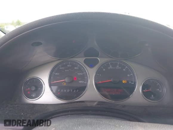 ✅ 2005 Pontiac Montana 1SB • VIN: 1GMDV33L05D204741 • Lot: 42965489. Listed on IAAI with 252,695 mi. Free auction sales archive from the USA and detailed vehicle history report at DreamBid. Image 7.