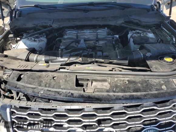 ✅ 2018 Land Rover Range Rover • VIN: SALGS5RE3JA504678 • Лот: 64126275. Опубликован ранее на Copart с пробегом 72 941 миль. Бесплатный доступ к архиву аукционных продаж из США и подробный отчёт об истории автомобиля на DreamBid. Изображение 12.