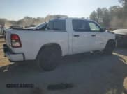 ✅ 2023 Ram 1500 Big Horn • VIN: 1C6SRFFT7PN581049 • Lot: 92657505. Wystawiony na Copart z przebiegiem 79 531 mil. Bezpłatny archiwum sprzedaży aukcyjnych z USA i szczegółowy raport historii pojazdu na DreamBid. Zdjęcie 3.