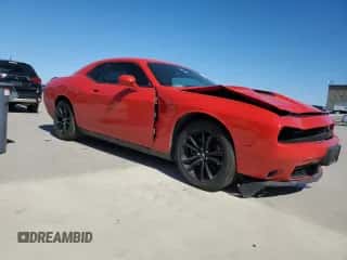 2018 Dodge Challenger SXT Plus z VIN 2C3CDZAG8JH131650, wystawiony jako Copart lot #87463805 z przebiegiem Nie podano mil oraz Szkoda całkowita • Salvage title. Historia ofert i sprzedaży dostępna na DreamBid. Obrazek 4.