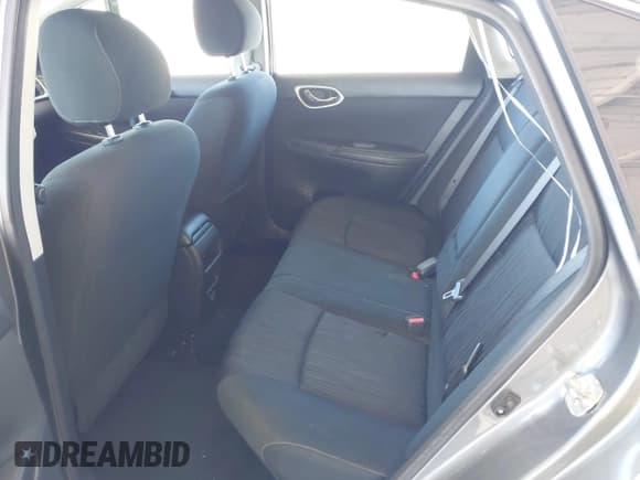 ✅ 2019 Nissan Sentra SV • VIN: 3N1AB7AP2KY287680 • Lot: 43441455. Wystawiony na IAAI z przebiegiem 103 630 mil. Bezpłatny archiwum sprzedaży aukcyjnych z USA i szczegółowy raport historii pojazdu na DreamBid. Zdjęcie 8.