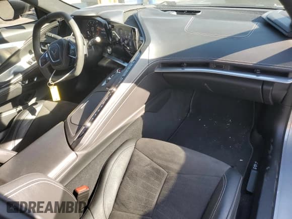 ✅ 2021 Chevrolet Corvette 3LT • VIN: 1G1YC2D48M5112517 • Lot: 52049775. Listed on Copart with 26,206 mi. Free auction sales archive from the USA and detailed vehicle history report at DreamBid. Image 8.