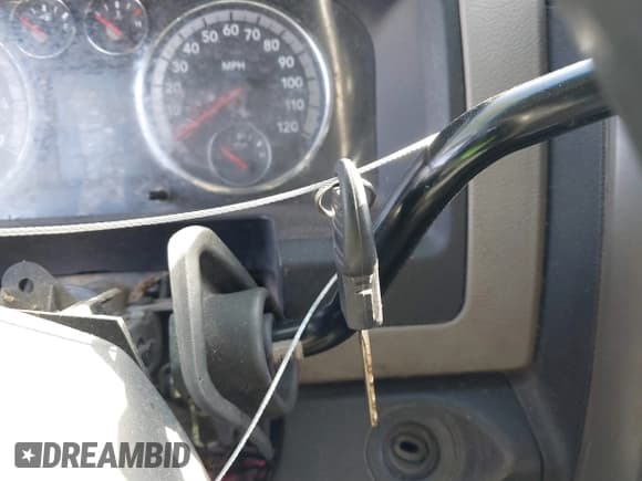 ✅ 2011 Ram 2500 ST • VIN: 3D7TP2CT0BG583135 • Lot: 41578295. Listed on IAAI with 512,497 mi. Free auction sales archive from the USA and detailed vehicle history report at DreamBid. Image 11.