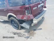 ✅ 2010 Ford Expedition Eddie Bauer • VIN: 1FMJU1J57AEB63883 • Lot: 42804688. Wystawiony na IAAI z przebiegiem 194 249 mil. Bezpłatny archiwum sprzedaży aukcyjnych z USA i szczegółowy raport historii pojazdu na DreamBid. Zdjęcie 6.