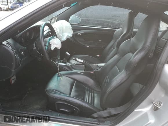 ✅ 2003 Porsche 911 • VIN: WP0AA29983S620988 • Лот: 49378715. Опубликован ранее на Copart с пробегом 99 291 миль. Бесплатный доступ к архиву аукционных продаж из США и подробный отчёт об истории автомобиля на DreamBid. Изображение 7.