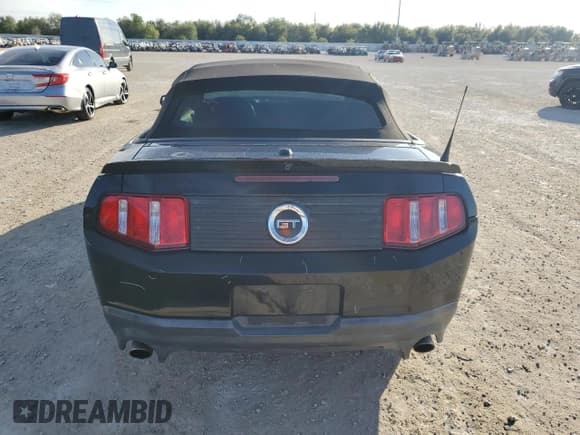 ✅ 2012 Ford Mustang GT • VIN: 1ZVBP8FF6C5227633 • Lot: 82675984. Listed on Copart with 83,672 mi. Free auction sales archive from the USA and detailed vehicle history report at DreamBid. Image 6.