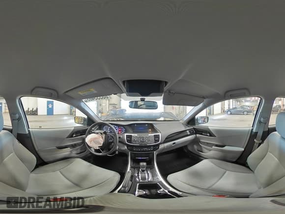 ✅ 2017 Honda Accord LX • VIN: 1HGCR2F33HA236942 • Лот: 86333455. Опубликован ранее на Copart с пробегом 42 240 миль. Бесплатный доступ к архиву аукционных продаж из США и подробный отчёт об истории автомобиля на DreamBid. Изображение 15.