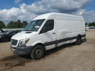 ✅ 2016 Mercedes-Benz Sprinter Cargo EXT • VIN: WD3PE8DD7GP248236 • Лот: 62380075. Опубликован ранее на Copart с пробегом 555 834 миль. Бесплатный доступ к архиву аукционных продаж из США и подробный отчёт об истории автомобиля на DreamBid. Изображение 1.