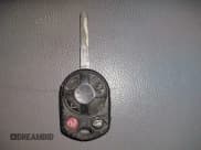 ✅ 2016 Ford Transit Cargo • VIN: 1FTYR1CM2GKA12288 • Lot: 41752611. Wystawiony na IAAI z przebiegiem 238 715 mil. Bezpłatny archiwum sprzedaży aukcyjnych z USA i szczegółowy raport historii pojazdu na DreamBid. Zdjęcie 11.