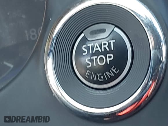 ✅ 2018 Infiniti Q60 Luxe • VIN: JN1EV7EL3JM391581 • Lot: 39214449. Wystawiony na IAAI z przebiegiem 53 603 mil. Bezpłatny archiwum sprzedaży aukcyjnych z USA i szczegółowy raport historii pojazdu na DreamBid. Zdjęcie 11.