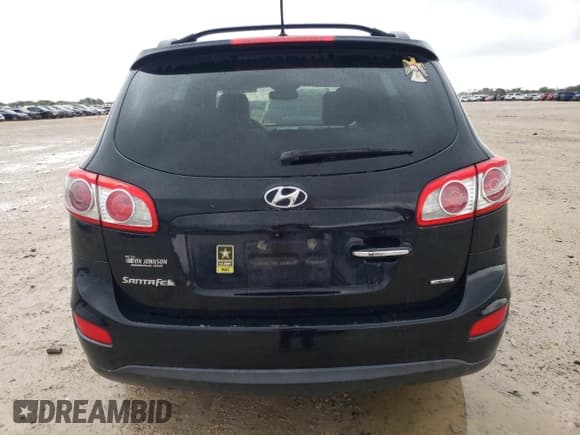 ✅ 2012 Hyundai Santa Fe Limited • VIN: 5XYZK4AG6CG110778 • Lot: 69934314. Listed on Copart with 172,850 mi. Free auction sales archive from the USA and detailed vehicle history report at DreamBid. Image 6.