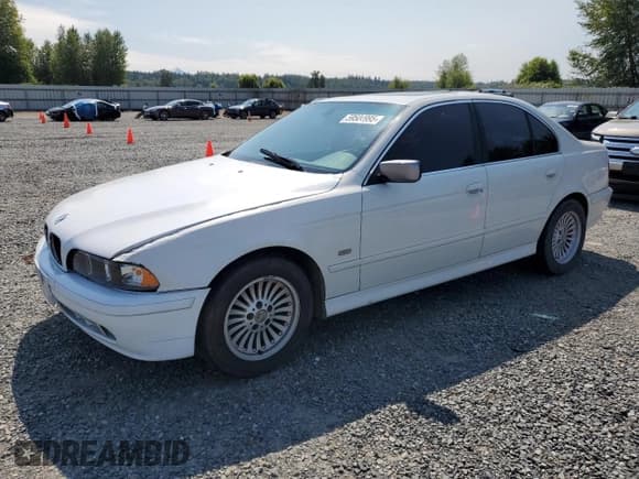 ✅ 2003 BMW 5 Series 525i • VIN: WBADT43403G024385 • Lot: 59504995. Listed on Copart with 90,211 mi. Free auction sales archive from the USA and detailed vehicle history report at DreamBid. Image 1.