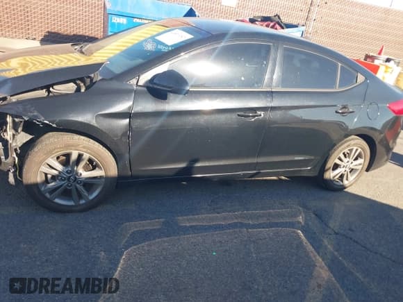 ✅ 2017 Hyundai Elantra Value Edition • VIN: 5NPD84LF6HH065211 • Лот: 43571387. Опубликован ранее на IAAI с пробегом 98 733 миль. Бесплатный доступ к архиву аукционных продаж из США и подробный отчёт об истории автомобиля на DreamBid. Изображение 14.