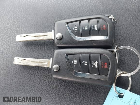 2020 Toyota Camry SE with VIN 4T1G11BKXLU009460, listed as a IAAI auction lot 42907075 with 43,495 mi miles and . Bid and sale history available at DreamBid. Image 11.