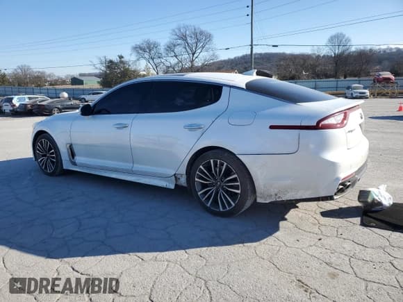 ✅ 2018 Kia Stinger Premium • VIN: KNAE25LA8J6033664 • Lot: 89204695. Listed on Copart with 75,691 mi. Free auction sales archive from the USA and detailed vehicle history report at DreamBid. Image 2.