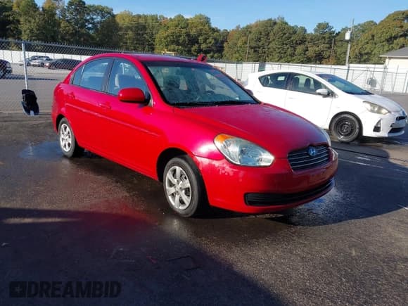 ✅ 2011 Hyundai Accent GLS • VIN: KMHCN4AC8BU614493 • Lot: 43541104. Wystawiony na IAAI z przebiegiem 218 299 mil. Bezpłatny archiwum sprzedaży aukcyjnych z USA i szczegółowy raport historii pojazdu na DreamBid. Zdjęcie 1.