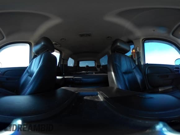 ✅ 2010 GMC Yukon XL SLT • VIN: 1GKUKKE30AR257090 • Lot: 41741071. Wystawiony na IAAI z przebiegiem 314 331 mil. Bezpłatny archiwum sprzedaży aukcyjnych z USA i szczegółowy raport historii pojazdu na DreamBid. Zdjęcie 18.