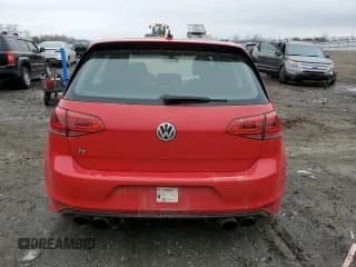 ✅ 2017 Volkswagen Golf R • VIN: WVWVF7AUXHW011594 • Lot: 37104923. Wystawiony na Copart z przebiegiem 110 839 mil. Bezpłatny archiwum sprzedaży aukcyjnych z USA i szczegółowy raport historii pojazdu na DreamBid. Zdjęcie 6.