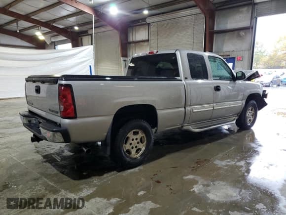 ✅ 2004 Chevrolet Silverado 1500 Z71 • VIN: 2GCEK19TX41373110 • Лот: 85492585. Опубликован ранее на Copart с пробегом Не указан. Бесплатный доступ к архиву аукционных продаж из США и подробный отчёт об истории автомобиля на DreamBid. Изображение 3.