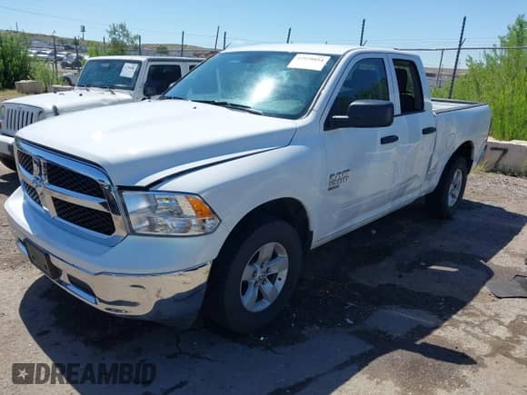 2024 Ram 1500 SLT z VIN 1C6RR7GG6RS153760, wystawiony jako IAAI lot #42820854 z przebiegiem 44 153 mil mil oraz . Historia ofert i sprzedaży dostępna na DreamBid. Obrazek 17.