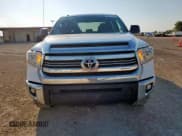 ✅ 2017 Toyota Tundra SR5 • VIN: 5TFDW5F17HX616259 • Lot: 69731325. Listed on Copart with 87,274 mi. Free auction sales archive from the USA and detailed vehicle history report at DreamBid. Image 5.