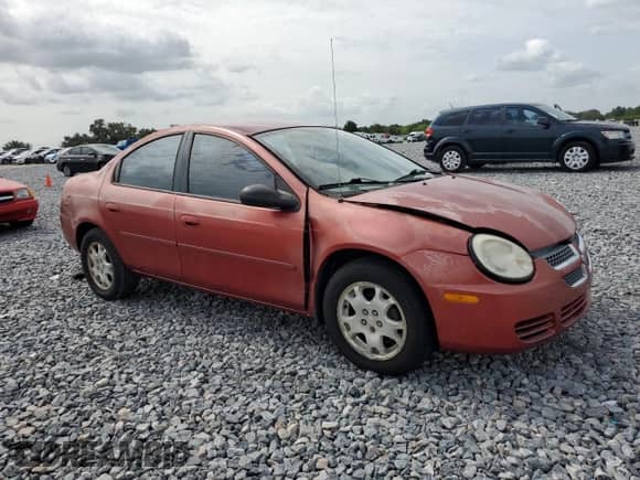 2005 Dodge Neon SXT z VIN 1B3ES56C05D107713, wystawiony jako Copart lot #59568885 z przebiegiem 79 441 mil mil oraz Szkoda całkowita • Salvage title. Historia ofert i sprzedaży dostępna na DreamBid. Obrazek 4.