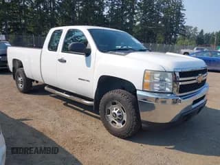 ✅ 2011 Chevrolet Silverado 2500HD Work Truck • VIN: 1GC2CVCG6BZ138484 • Lot: 43142036. Listed on IAAI with 138,318 mi. Free auction sales archive from the USA and detailed vehicle history report at DreamBid. Image 1.