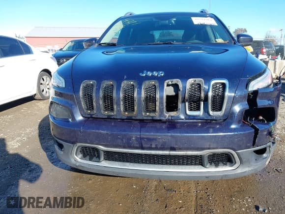 ✅ 2016 Jeep Cherokee Limited • VIN: 1C4PJMDB0GW151409 • Lot: 43711984. Wystawiony na IAAI z przebiegiem 227 545 mil. Bezpłatny archiwum sprzedaży aukcyjnych z USA i szczegółowy raport historii pojazdu na DreamBid. Zdjęcie 6.