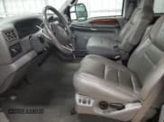 ✅ 2002 Ford F-250 XL • VIN: 1FTNW21F32EB66960 • Lot: 82583615. Wystawiony na Copart z przebiegiem 260 574 mil. Bezpłatny archiwum sprzedaży aukcyjnych z USA i szczegółowy raport historii pojazdu na DreamBid. Zdjęcie 7.