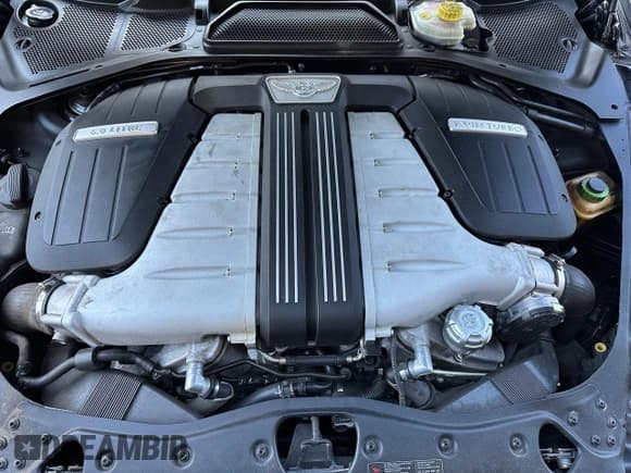 ✅ 2012 Bentley Continental GT • VIN: SCBGR3ZA1CC075068 • Lot: 85550084. Wystawiony na Copart z przebiegiem 120 794 mil. Bezpłatny archiwum sprzedaży aukcyjnych z USA i szczegółowy raport historii pojazdu na DreamBid. Zdjęcie 7.