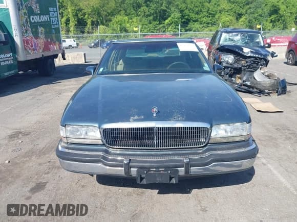 ✅ 1994 Buick Park Avenue • VIN: 1G4CW52L5RH623883 • Lot: 42354782. Listed on IAAI with 138,757 mi. Free auction sales archive from the USA and detailed vehicle history report at DreamBid. Image 12.