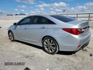 2014 Hyundai Sonata SE with VIN 5NPEC4AC3EH818734, listed as a Copart auction lot 82428665 with 170,600 mi miles and Salvage title. Bid and sale history available at DreamBid. Image 2.