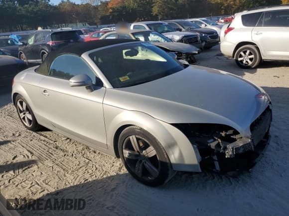 ✅ 2008 Audi TT 2.0T • VIN: TRUMF38J081008674 • Лот: 76351784. Опубликован ранее на Copart с пробегом 167 858 миль. Бесплатный доступ к архиву аукционных продаж из США и подробный отчёт об истории автомобиля на DreamBid. Изображение 4.