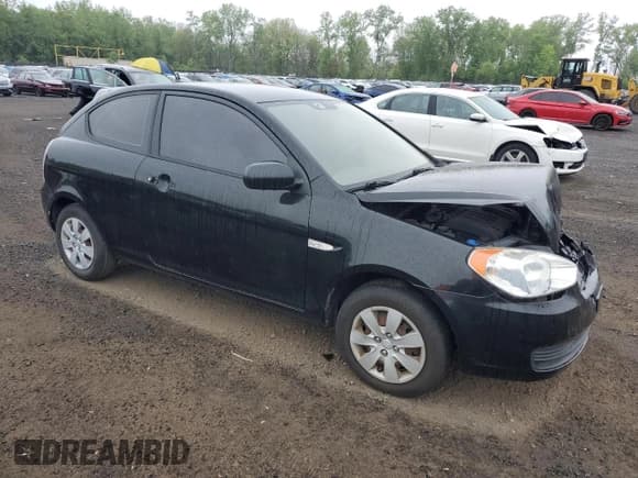 ✅ 2010 Hyundai Accent GS • VIN: KMHCM3AC6AU180733 • Лот: 55469105. Опубликован ранее на Copart с пробегом 19 484 миль. Бесплатный доступ к архиву аукционных продаж из США и подробный отчёт об истории автомобиля на DreamBid. Изображение 4.