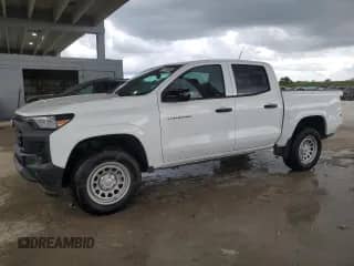 2023 Chevrolet Colorado 2WD Work Truck z VIN 1GCGSBEC2P1237570, wystawiony jako Copart lot #71118085 z przebiegiem 77 551 mil mil oraz Nie do naprawy • Non repairable. Historia ofert i sprzedaży dostępna na DreamBid. Obrazek 1.