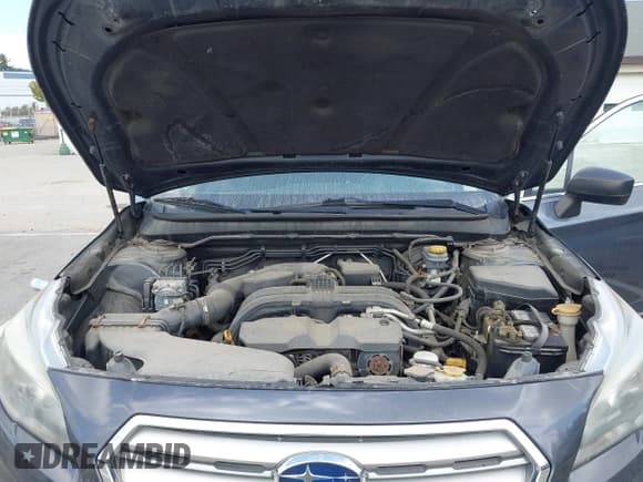 ✅ 2015 Subaru Outback 2.5i • VIN: 4S4BSAAC3F3233343 • Lot: 43233993. Wystawiony na IAAI z przebiegiem 214 021 mil. Bezpłatny archiwum sprzedaży aukcyjnych z USA i szczegółowy raport historii pojazdu na DreamBid. Zdjęcie 10.