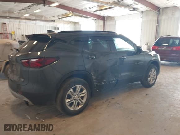 ✅ 2020 Chevrolet Blazer LT • VIN: 3GNKBBRA3LS536424 • Лот: 42459499. Опубликован ранее на IAAI с пробегом 97 134 миль. Бесплатный доступ к архиву аукционных продаж из США и подробный отчёт об истории автомобиля на DreamBid. Изображение 4.