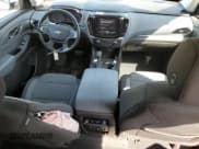 ✅ 2021 Chevrolet Traverse LT Cloth • VIN: 1GNEVMKW7MJ145219 • Lot: 51506295. Wystawiony na Copart z przebiegiem 122 864 mil. Bezpłatny archiwum sprzedaży aukcyjnych z USA i szczegółowy raport historii pojazdu na DreamBid. Zdjęcie 8.