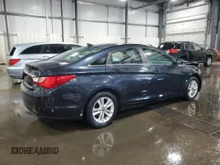 ✅ 2013 Hyundai Sonata GLS • VIN: 5NPEB4AC9DH686113 • Lot: 73246144. Listed on Copart with 141,274 mi. Free auction sales archive from the USA and detailed vehicle history report at DreamBid. Image 3.