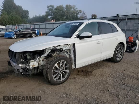 ✅ 2023 Audi Q5 S line Premium • VIN: WA1GAAFY8P2074810 • Lot: 83788655. Wystawiony na Copart z przebiegiem 37 567 mil. Bezpłatny archiwum sprzedaży aukcyjnych z USA i szczegółowy raport historii pojazdu na DreamBid. Zdjęcie 1.