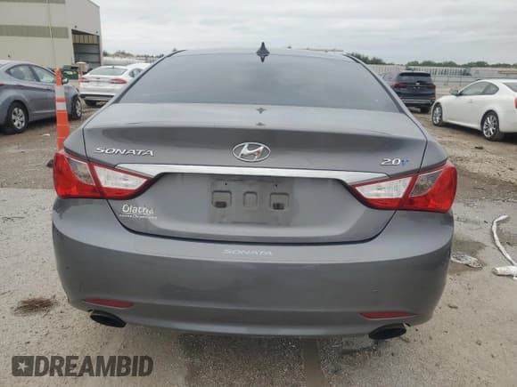 ✅ 2012 Hyundai Sonata Limited • VIN: 5NPEC4AB5CH476630 • Lot: 72505024. Listed on Copart with 123,624 mi. Free auction sales archive from the USA and detailed vehicle history report at DreamBid. Image 6.