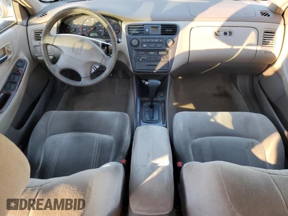 ✅ 2000 Honda Accord SE • VIN: 1HGCG6695YA106386 • Лот: 93440415. Опубликован ранее на Copart с пробегом 125 063 миль. Бесплатный доступ к архиву аукционных продаж из США и подробный отчёт об истории автомобиля на DreamBid. Изображение 8.