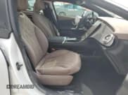 ✅ 2023 Mercedes-Benz EQE 500 • VIN: W1KEG2CB6PF021281 • Lot: 46988834. Wystawiony na Copart z przebiegiem Nie podano. Bezpłatny archiwum sprzedaży aukcyjnych z USA i szczegółowy raport historii pojazdu na DreamBid. Zdjęcie 7.