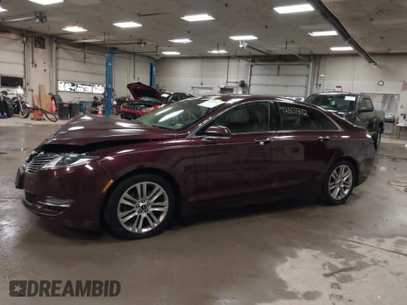 ✅ 2013 Lincoln MKZ • VIN: 3LN6L2GK7DR808061 • Lot: 42307372. Wystawiony na IAAI z przebiegiem 69 204 mil. Bezpłatny archiwum sprzedaży aukcyjnych z USA i szczegółowy raport historii pojazdu na DreamBid. Zdjęcie 14.