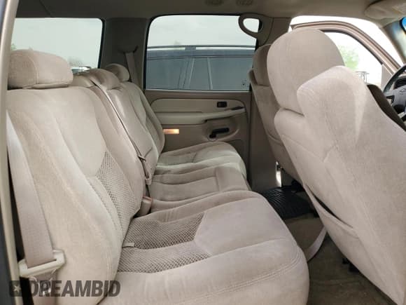 ✅ 2003 Chevrolet Suburban LS • VIN: 1GNEC16Z43R286435 • Лот: 49645835. Опубликован ранее на Copart с пробегом 107 894 миль. Бесплатный доступ к архиву аукционных продаж из США и подробный отчёт об истории автомобиля на DreamBid. Изображение 11.