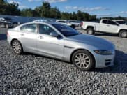 ✅ 2019 Jaguar XE 25t • VIN: SAJAR4FX7KCP48298 • Lot: 90224425. Wystawiony na Copart z przebiegiem 172 946 mil. Bezpłatny archiwum sprzedaży aukcyjnych z USA i szczegółowy raport historii pojazdu na DreamBid. Zdjęcie 4.