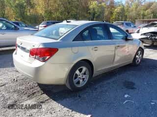 2013 Chevrolet Cruze 1LT с VIN 1G1PC5SB2D7223809, выставлен на аукционе IAAI как лот 43461606 с пробегом 87 002 миль миль и . История ставок и продаж доступна на DreamBid. Изображение 4.