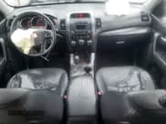 ✅ 2013 Kia Sorento LX • VIN: 5XYKT4A24DG368382 • Lot: 92118885. Listed on Copart with 233,311 mi. Free auction sales archive from the USA and detailed vehicle history report at DreamBid. Image 8.